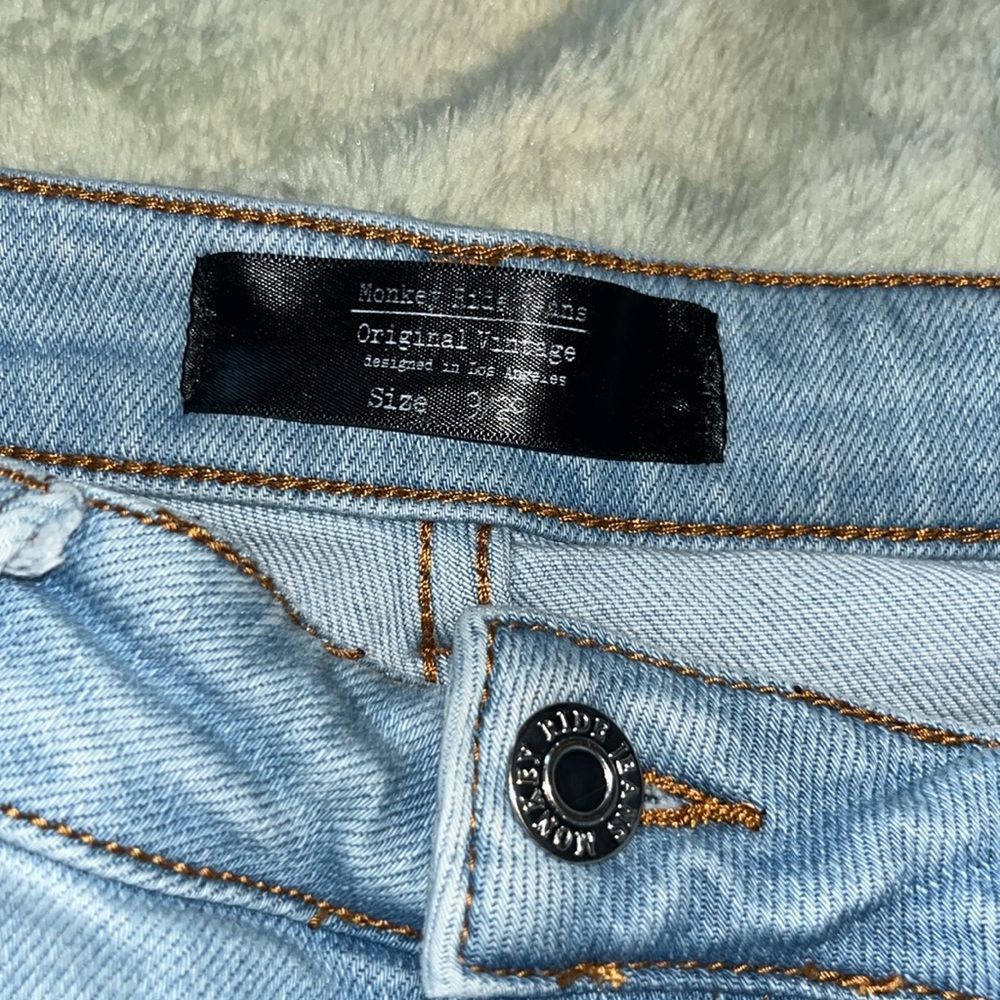 blue skinny ripped jeans